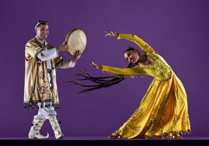 Uzbek national costume Khorezm