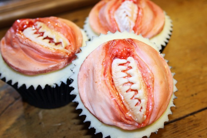 Sweets in the form of a vagina