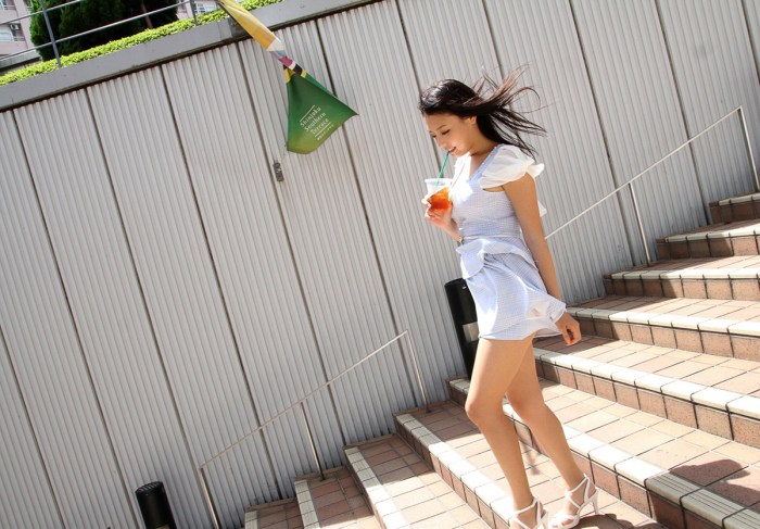 Mini skirts in South Korea