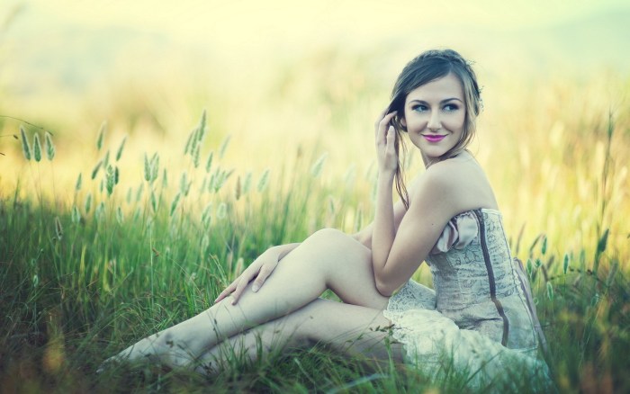 Beautiful half -naked girls