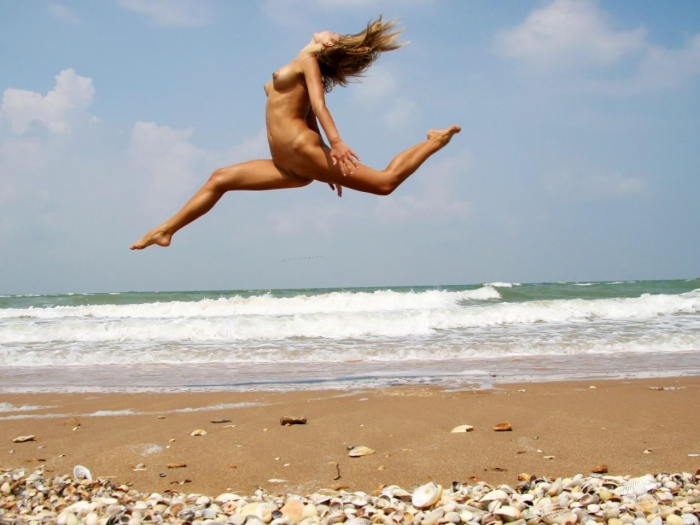 Girls climbers nude
