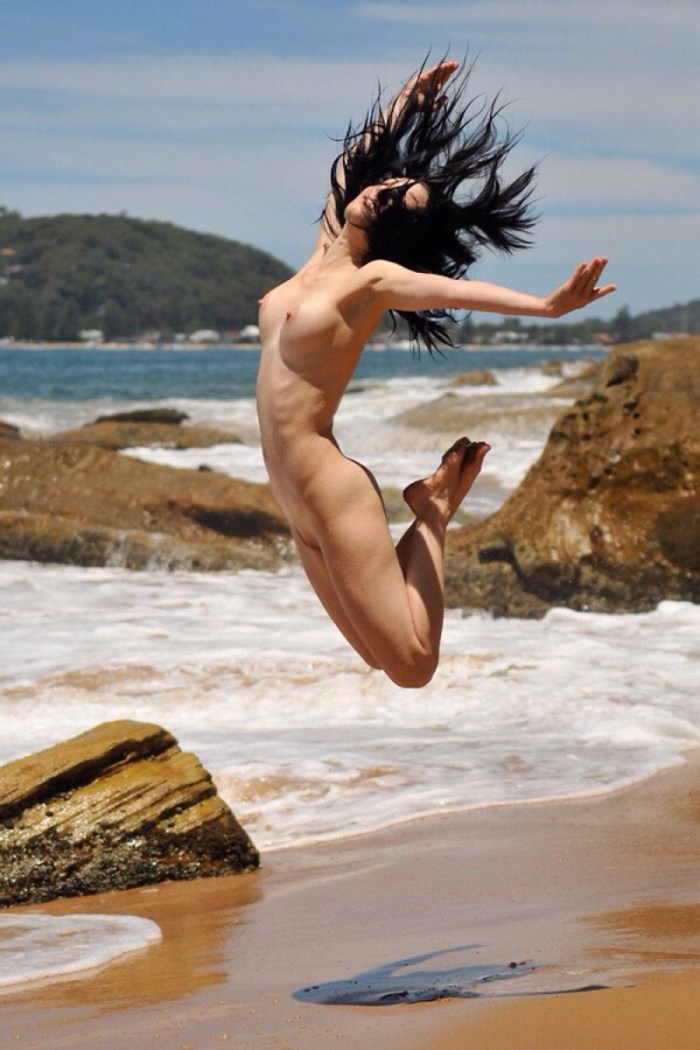 Claire Evans Ballerina naked