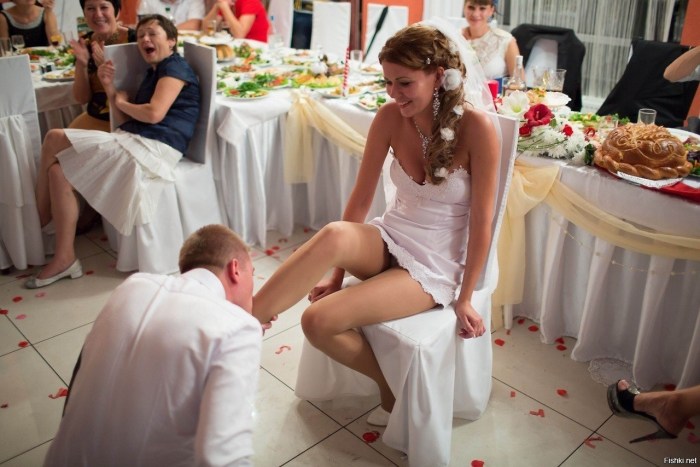 Fucked the bride in a wedding dress