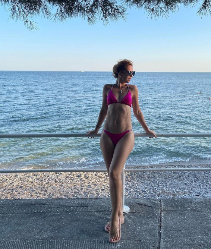 Elena Zakharova Figure
