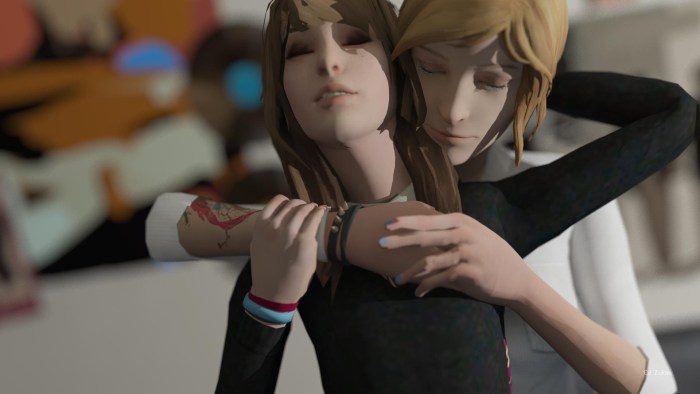 Max Collfield and Chloe