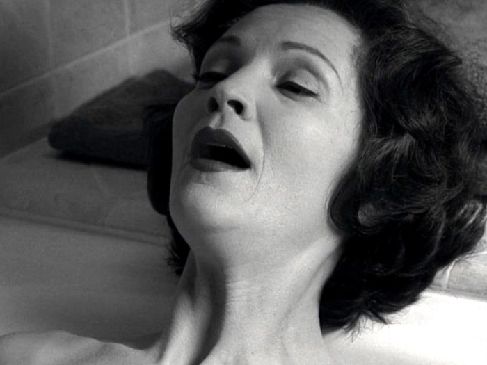 Joan Allen in the film Plezantville
