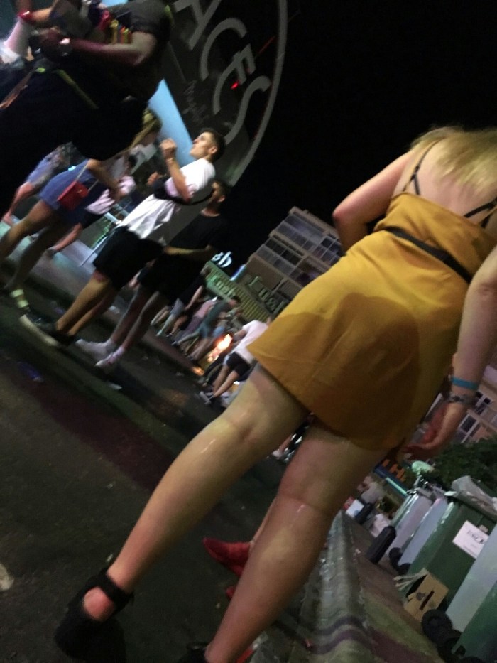 Camera under the table without panties