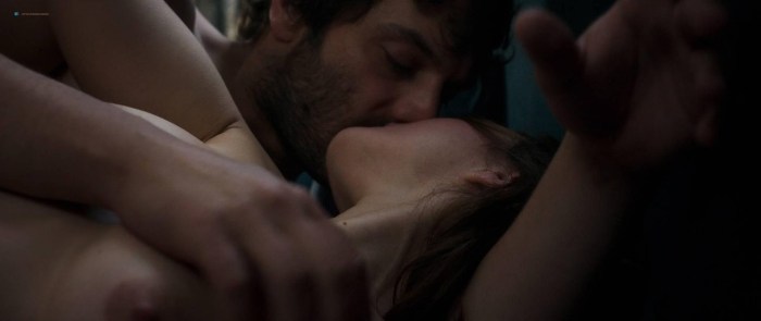 Maria Valverde three meters above the sky
