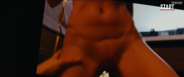 Naked Christina Asmus 2020
