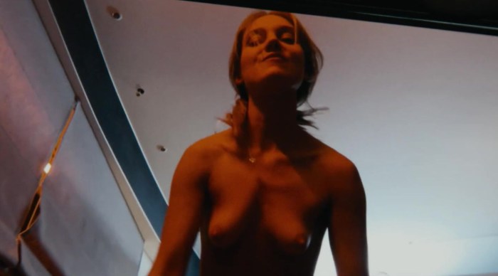 Julia Nazarenko-Blaya Nude
