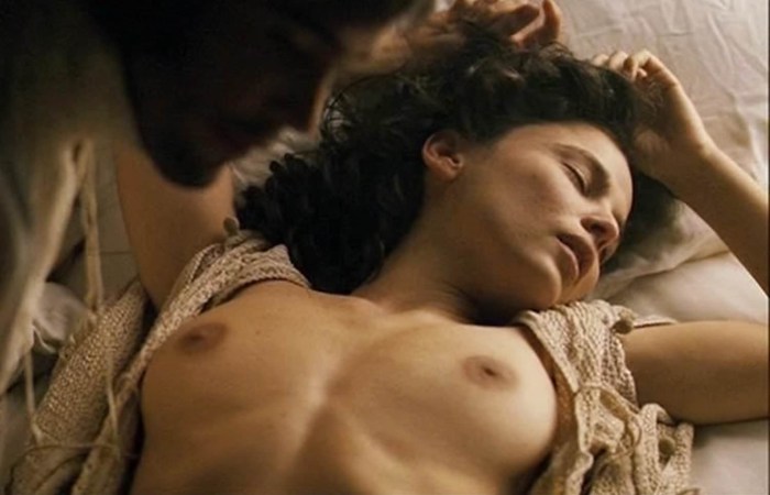 Elena Anaya is hot