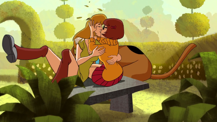 Sheggy and Velma kiss