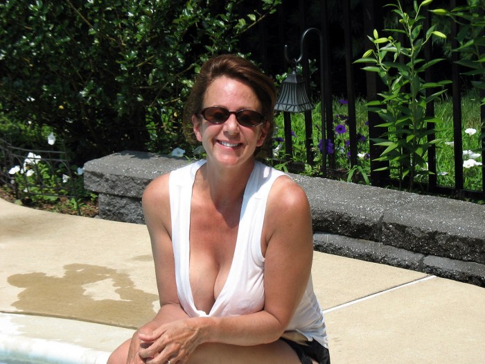 Mature grandmother’s neckline
