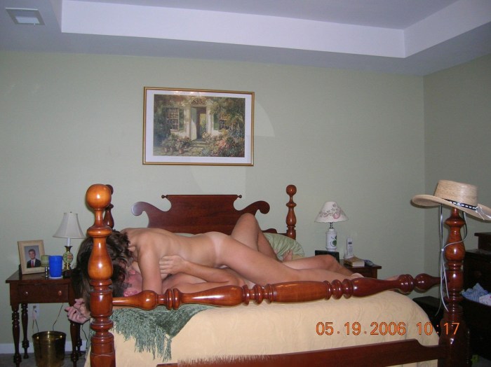 Hotel's wife with his wife