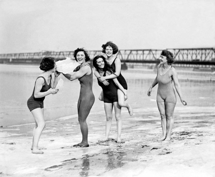 Soviet women on the beach