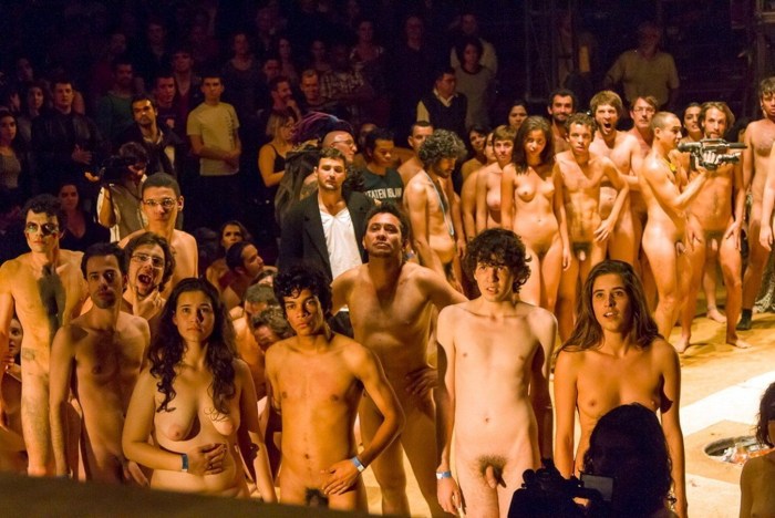 Brazilian Theater OFICINA UZYNA Uzona