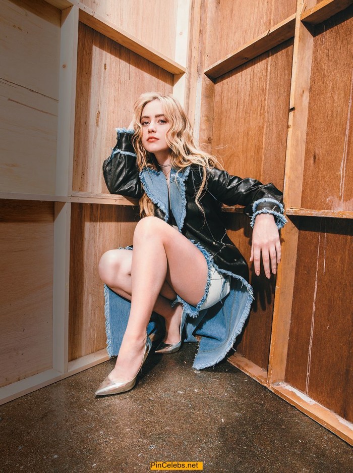 Katherine Newton is hot