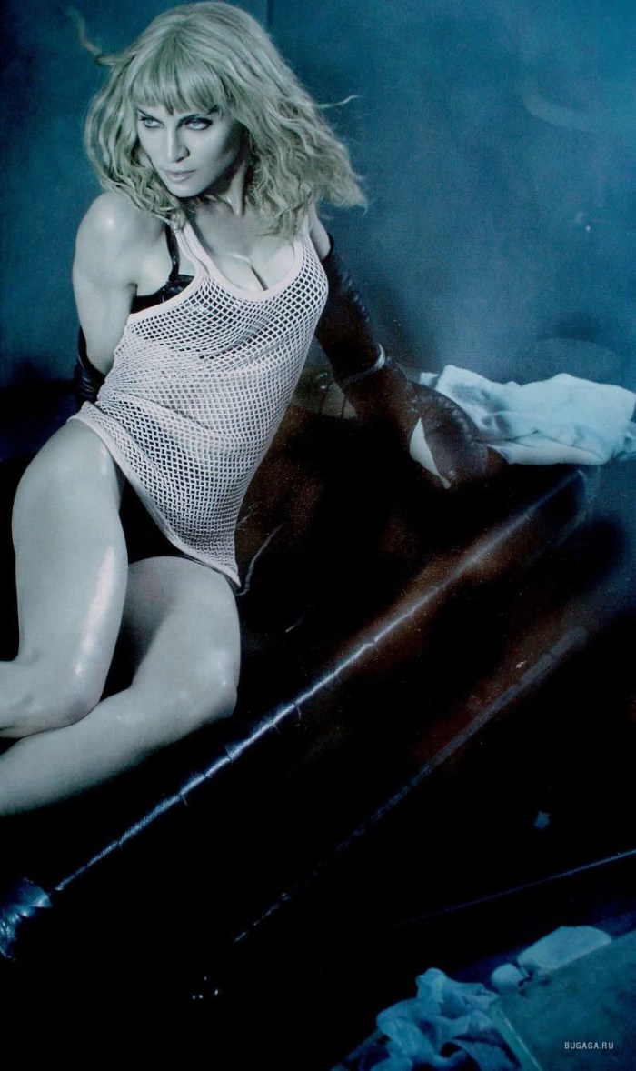 Madonna singer in a swimsuit clip