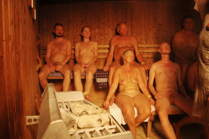 Naked women wash with men