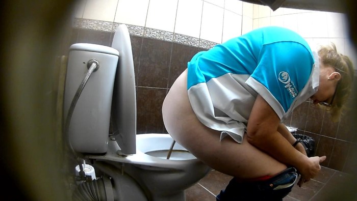 Pee Poo Do with big tits