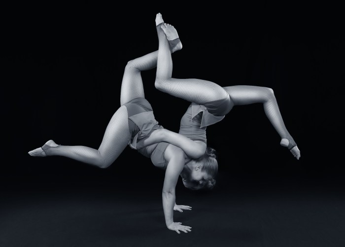Kelsi Monroe transverse twine