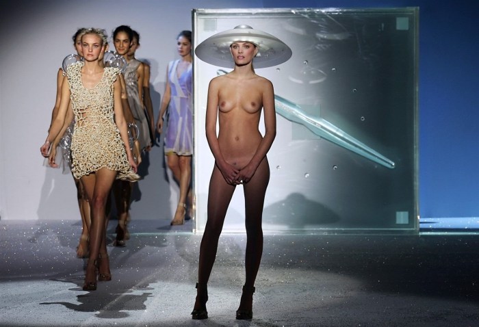 Eniko Mikhalik model naked