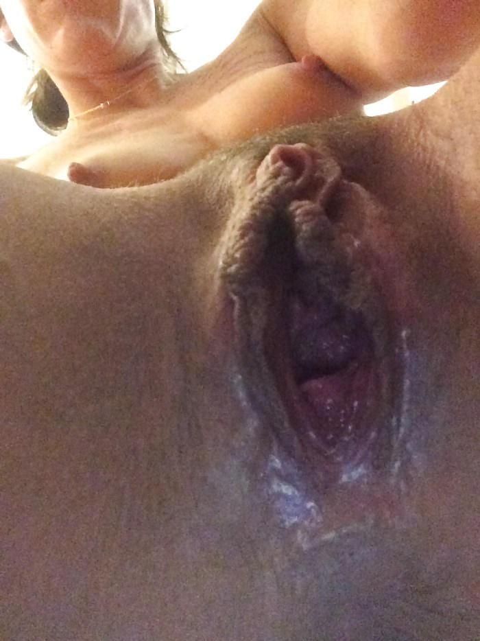 Hope Amelia Solo Naked
