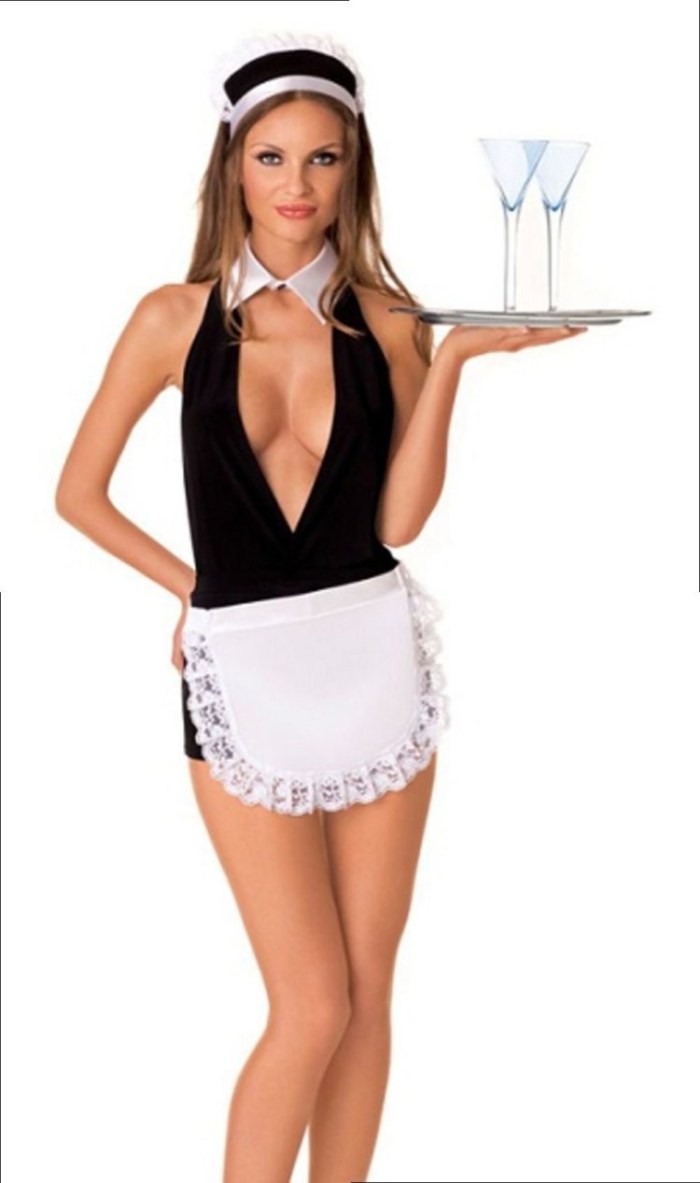 The woman puts on the apron