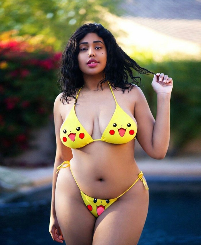 Sofia Adams plus saz hot