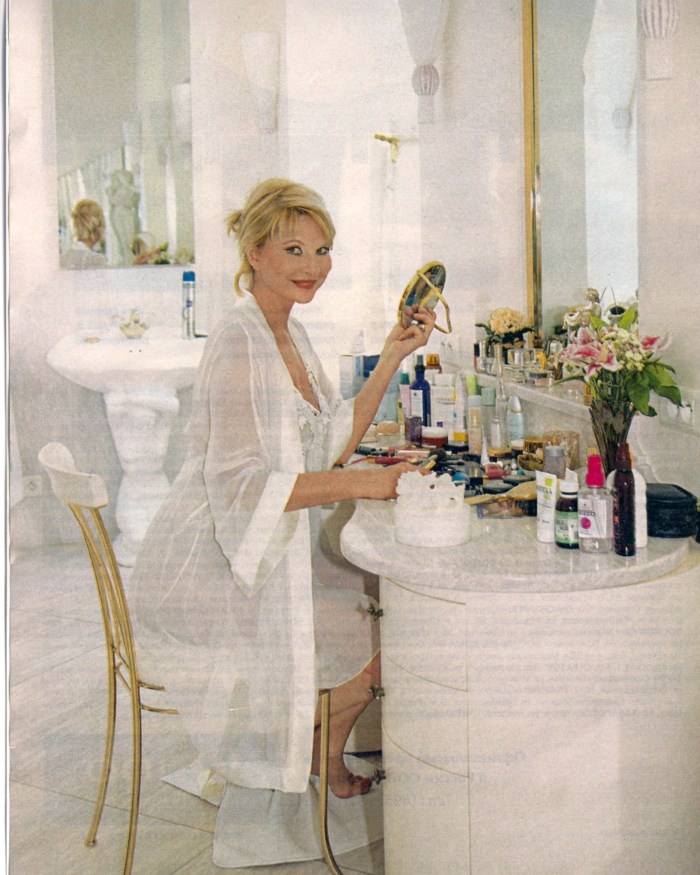 Beauty salon on Vedeneeva 2 St. Petersburg
