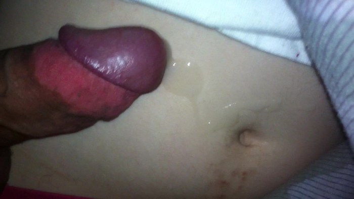 Cum on the stomach of a pregnant woman
