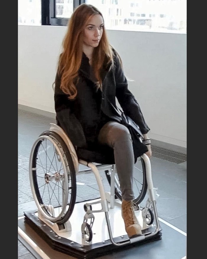 Drawing in support of the disabled