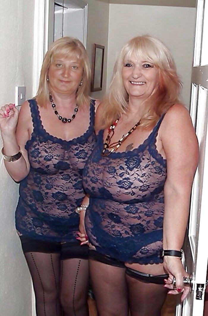 Adult ladies without clothes