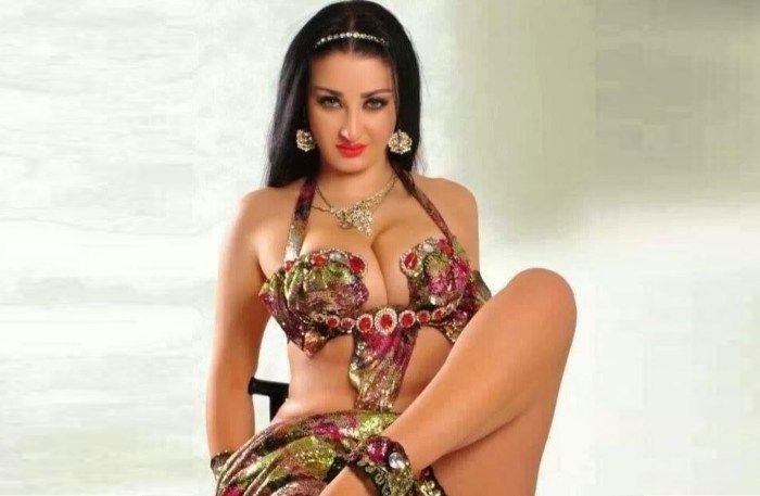 Armenian dancer Safinaz