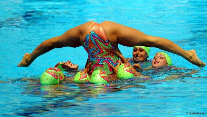 Synchronized swimming