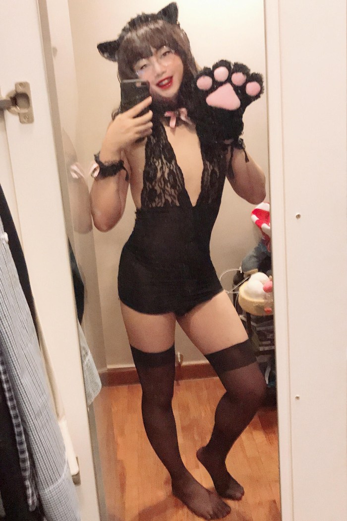 Anime girls in lace underwear