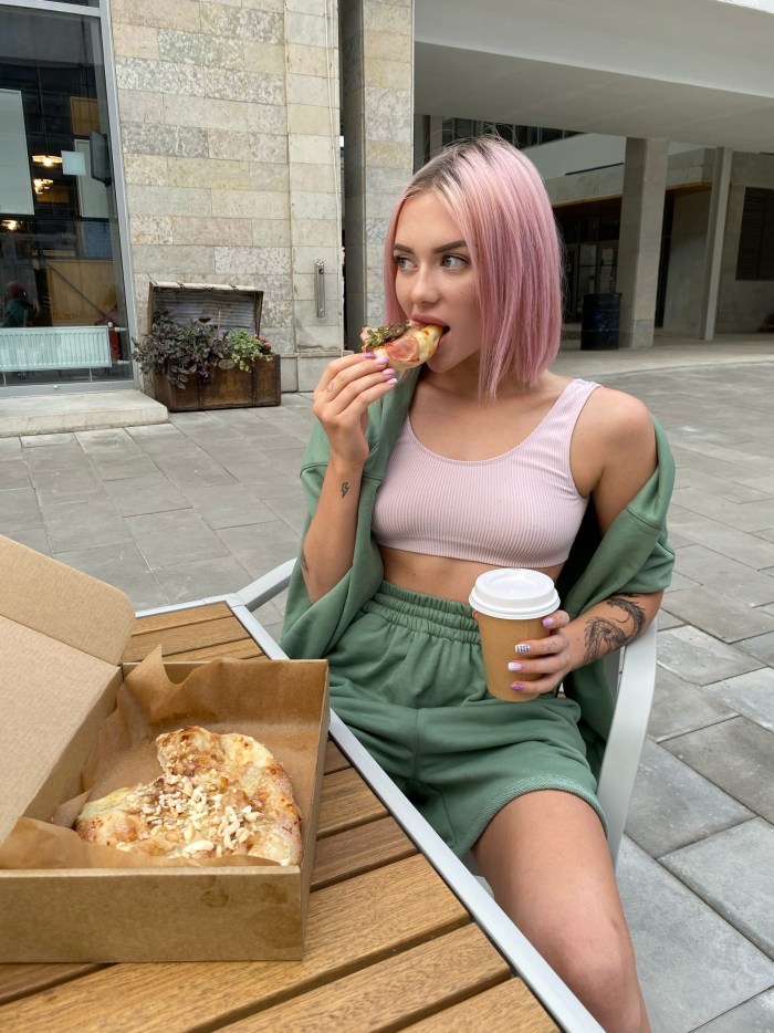 Alina Olesheva Slov