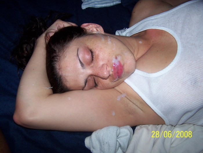 Cumshot for sleeping drunk