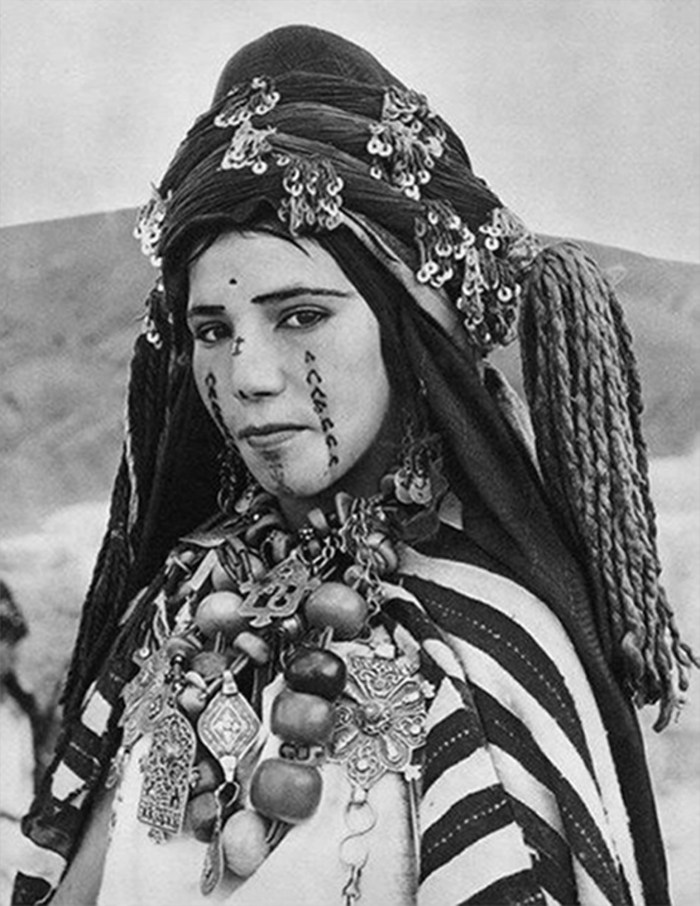 Indians of a woman