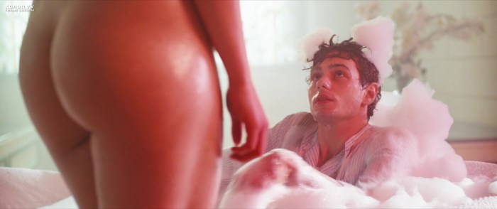 Naked Victoria Tolstoganova and Taisiya Vilkova