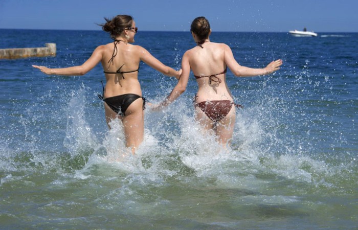 Women on the beach of Germany