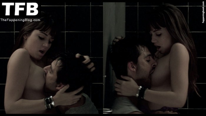Ana de Armas Knock Knock hot