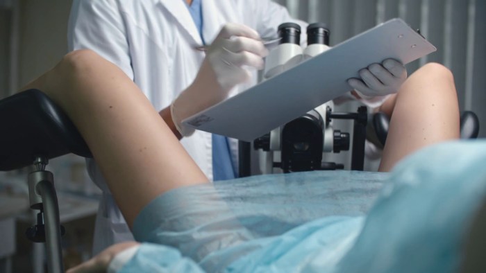 Gynecologist girls photo