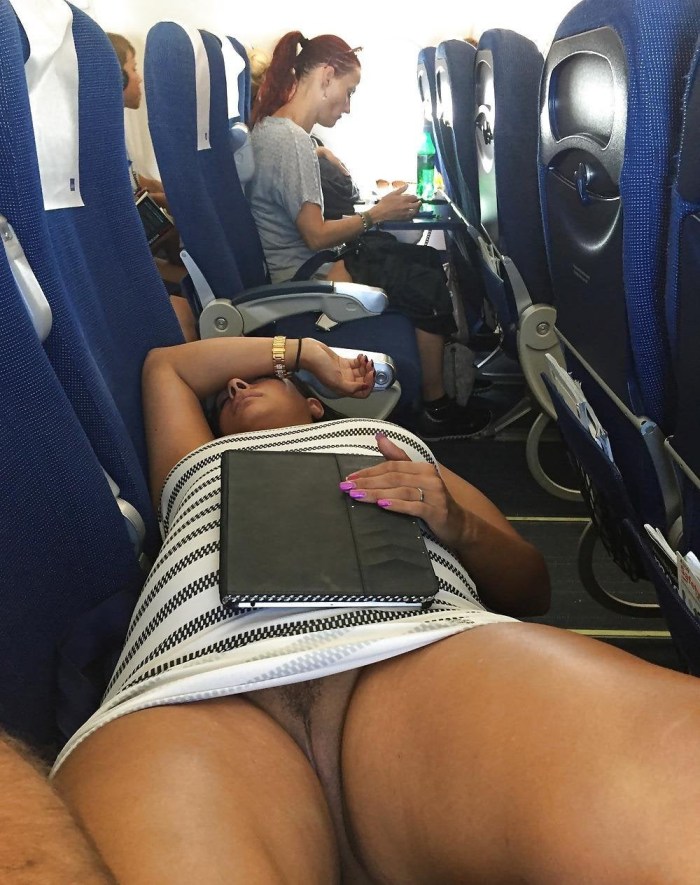 Naked spread her legs close -up on the bus