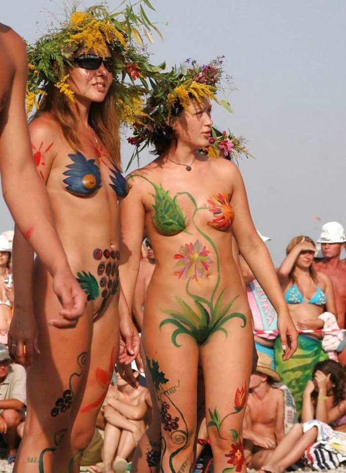 Painted nudists