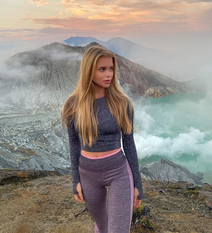 Alla Bruletova (Bruletova)