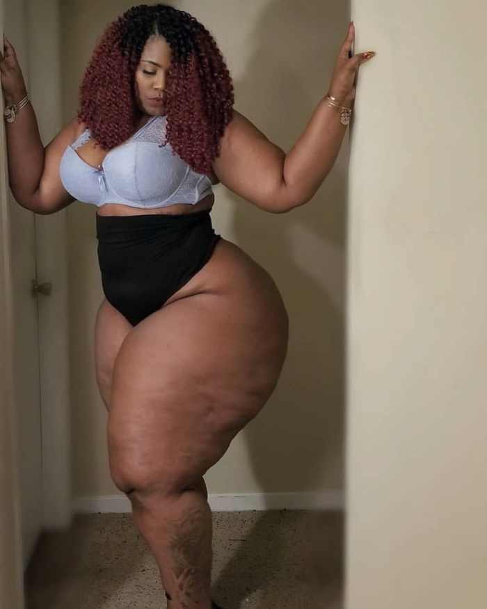 Big thighs on the bed