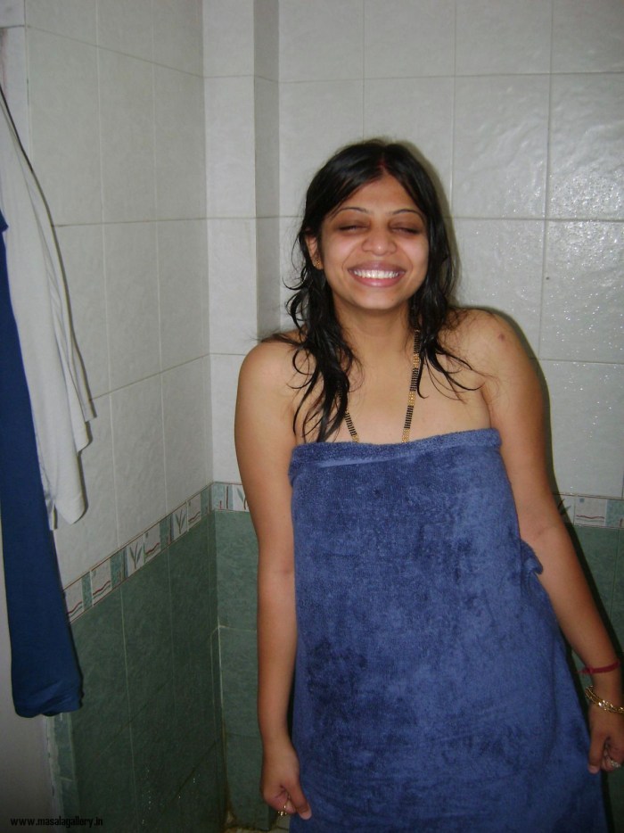 Bhabhi Bath