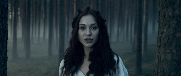 Julia Franz in the movie Gogol