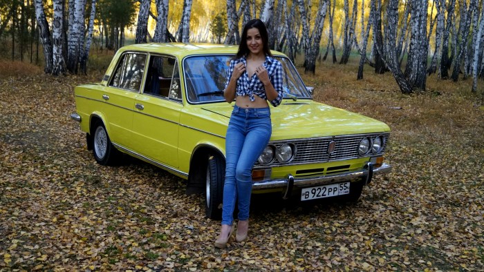 Girls and Lada